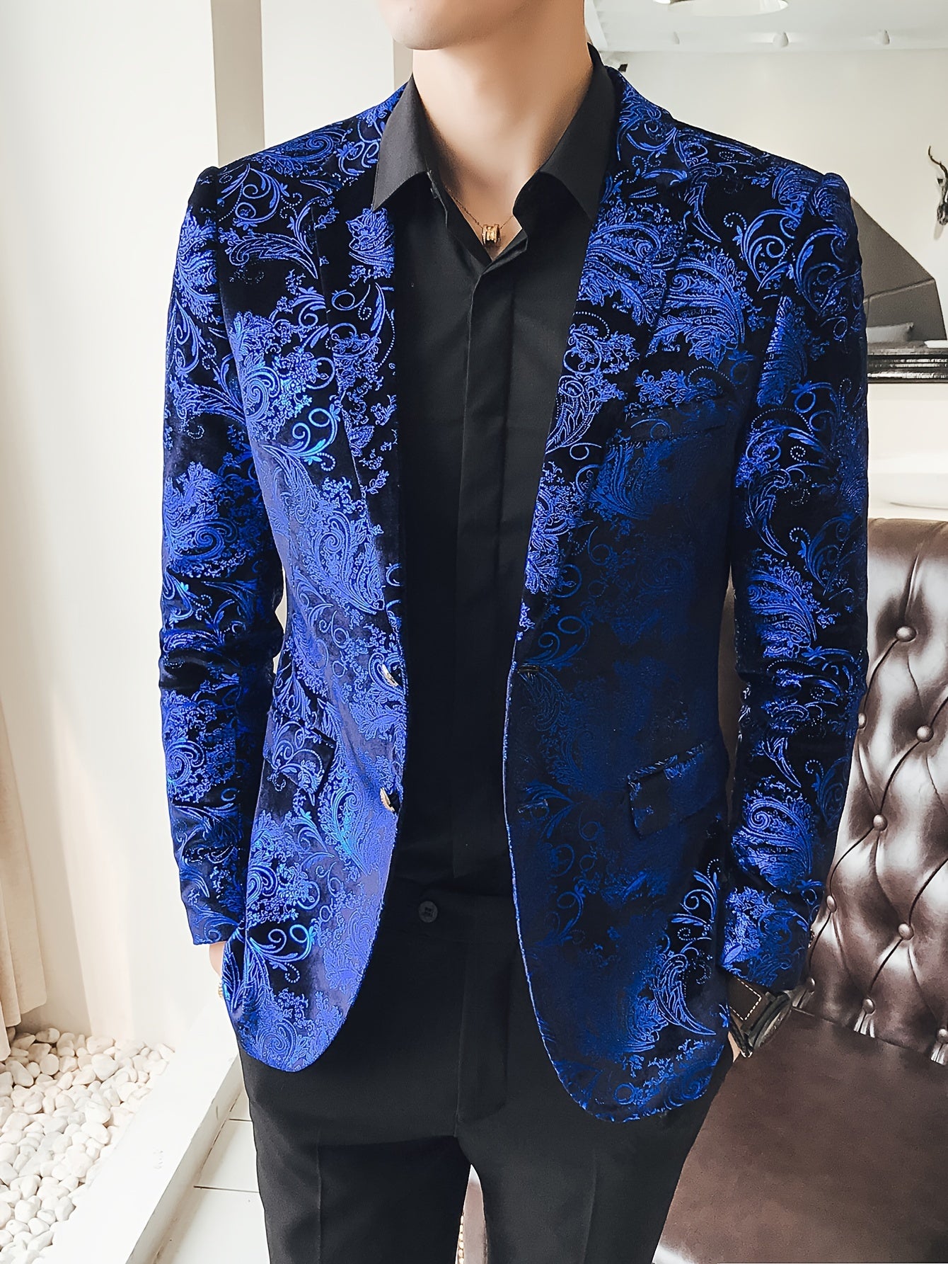 Men’s Floral Embroidered Blazer