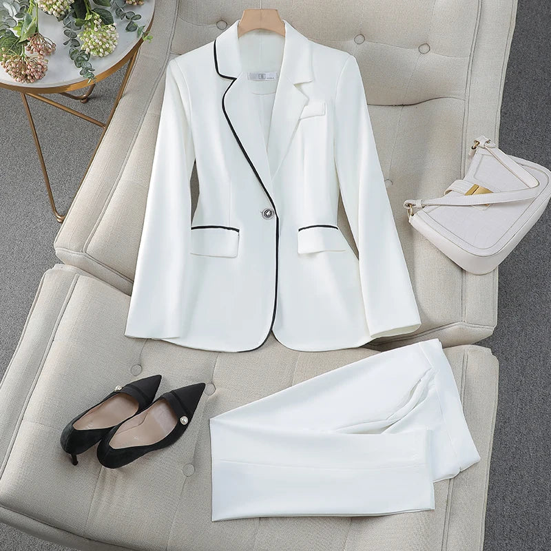 Women’s 2-Piece Suit
